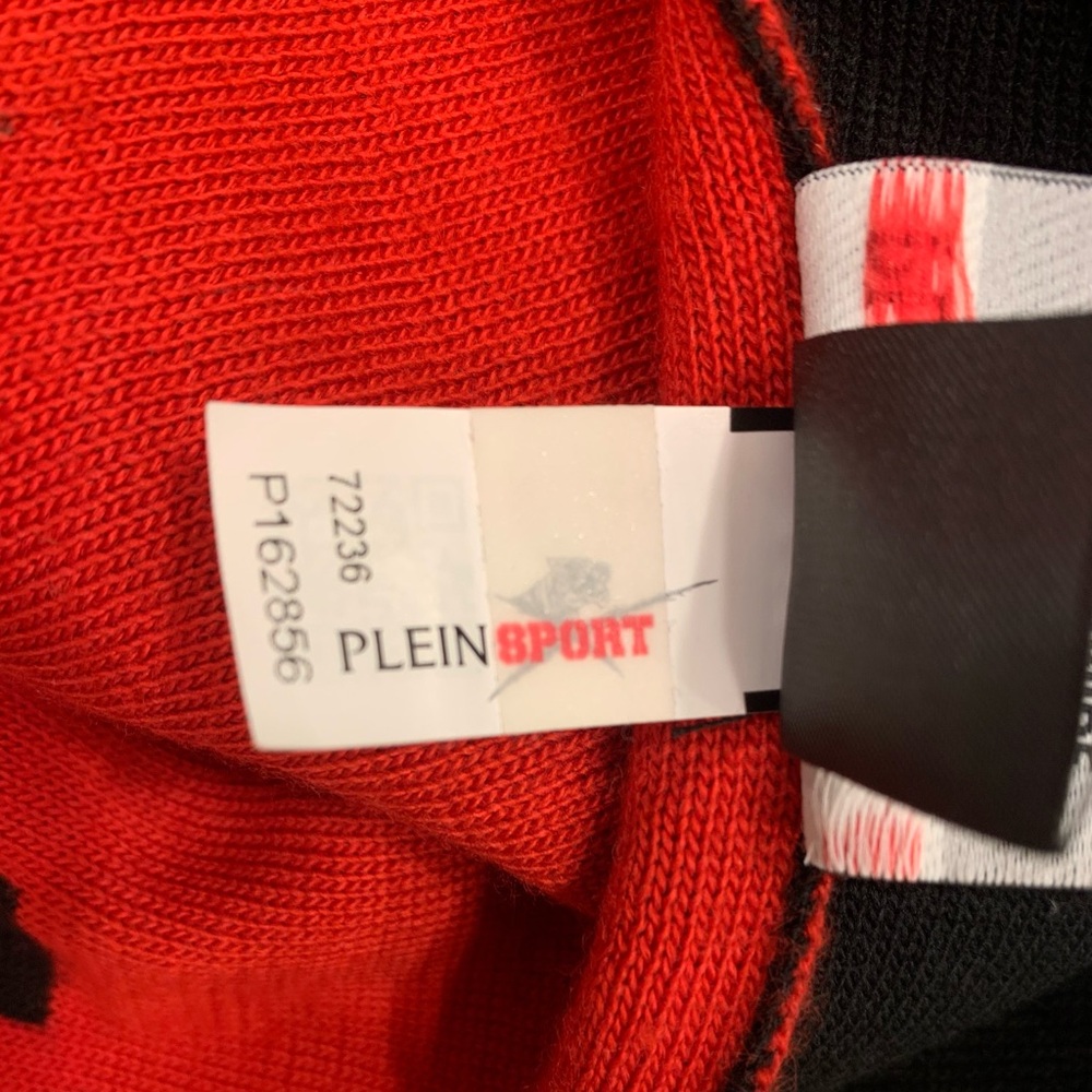 PLEIN SPORT Scarf - Picture 8 of 8